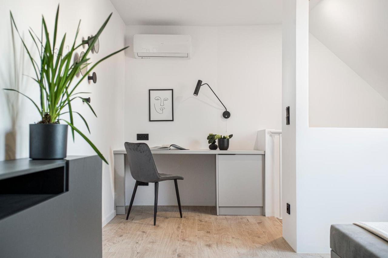 As-Home Dwupoziomowy Apartament Przy Dworcu Pkp Parking Free Wrocław Buitenkant foto