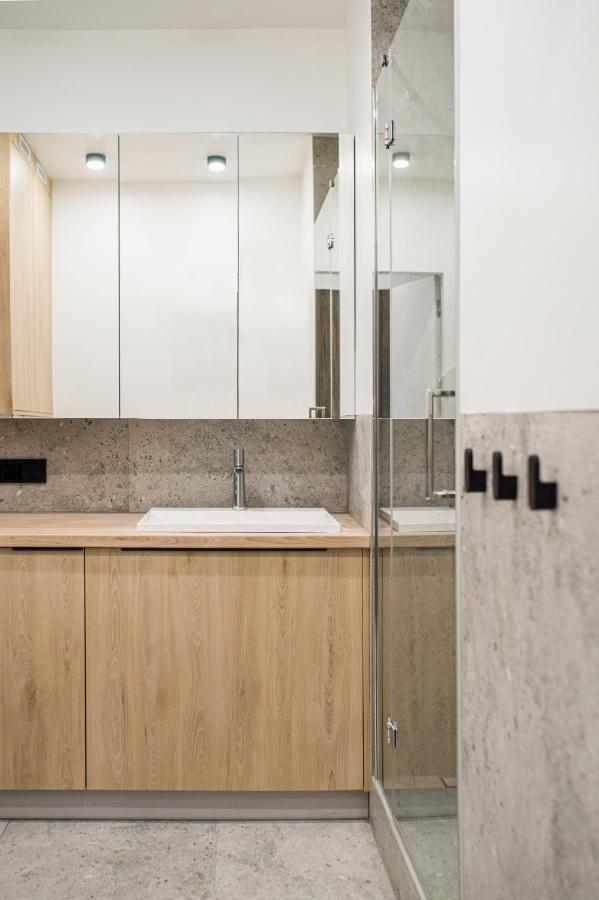 As-Home Dwupoziomowy Apartament Przy Dworcu Pkp Parking Free Wrocław Buitenkant foto