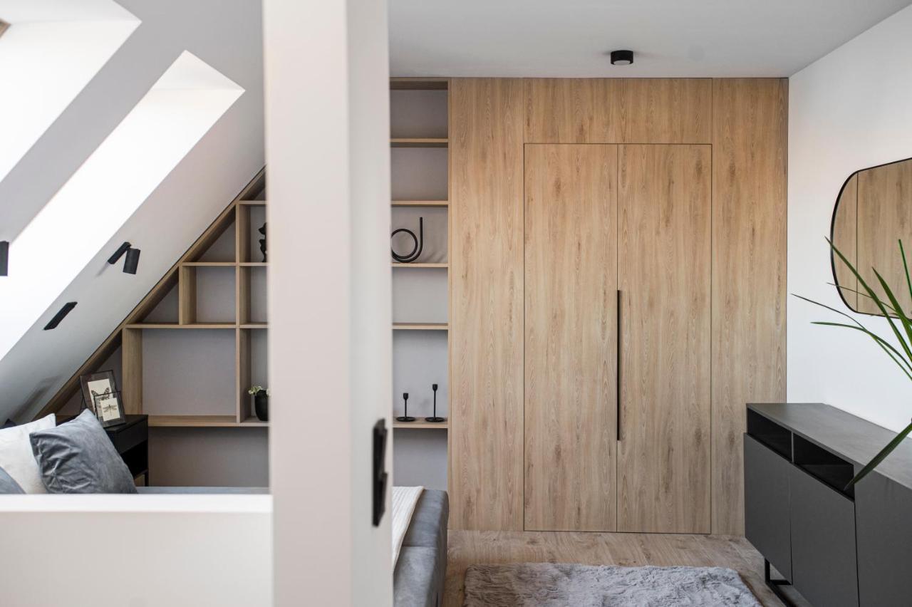 As-Home Dwupoziomowy Apartament Przy Dworcu Pkp Parking Free Wrocław Buitenkant foto